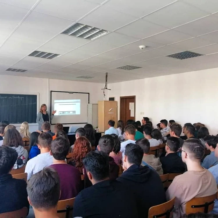 Carmen Holotescu profesor universitar 1