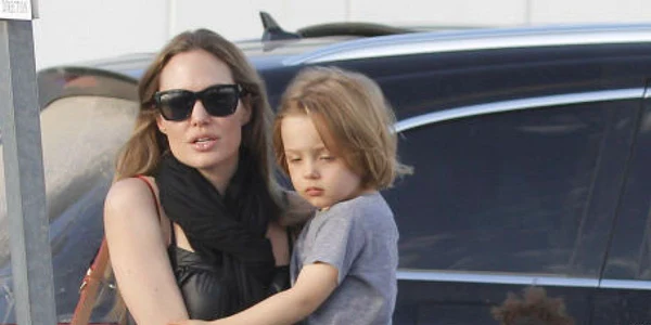 Angelina Jolie, în rolul vieții ei, de mămică Fotografii: x17online.com