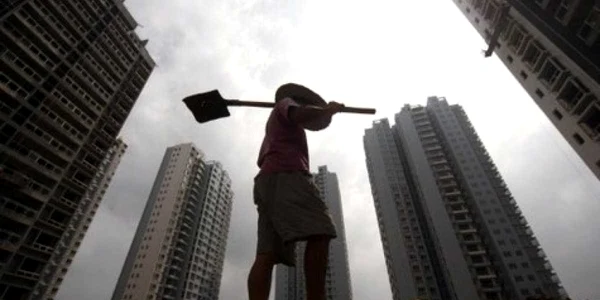 Piaţa imobiliară chineză dă semne de slăbiciune