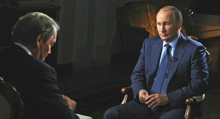 Preşedintele rus Vladimir Putin în timpul interviului acordat jurnalistului Charlie Rose FOTO kremlin.ru