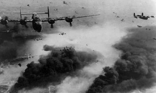 România, bombardată din Libia jpeg