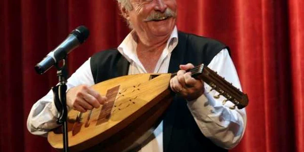 Preţul unui bilet la concertul maestrului Tudor Gheorghe va fi de 60 de lei. Foto: Adevarul