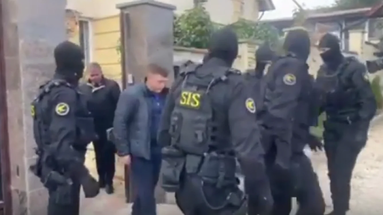 Momentul reţinerii lui Ruslan Popov, şef adjunct al PG suspendat din funcţie