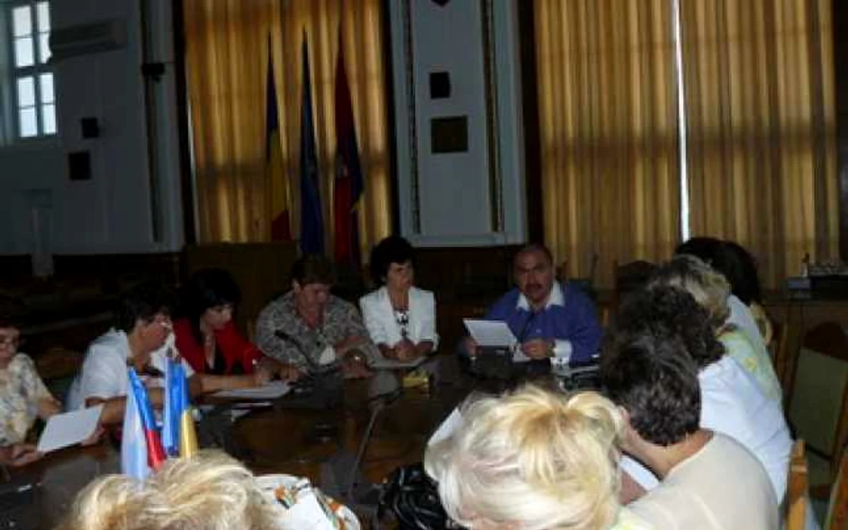 Oradea: Primăria vrea să limpezească situația locurilor la grădinițe