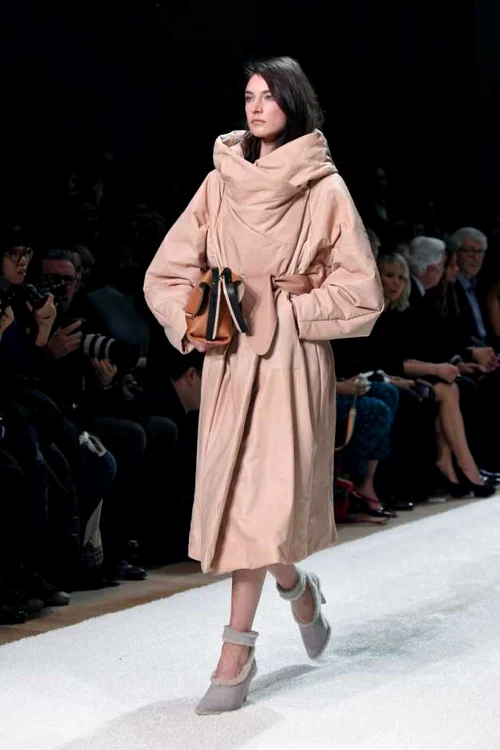 moda Chloé haina iarna 2014-2015 FOTO AP