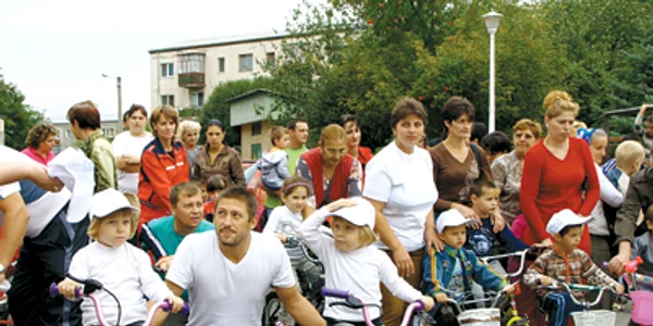 Hunedoara: GALERIE FOTO - VIDEO Concurs de biciclete cu prichindei de Ziua Mobilităţii