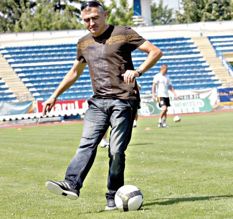 
    Petre Grigoraş  