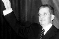 Nicolae Ceaușescu a scăpat viu dintr un accident aviatic– putea acesta să schimbe cursul istoriei? jpeg