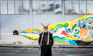„Îmi place să desenez cîţiva copaci şi publicul să vadă pădurea“ – interviu cu Andrei DĂSCĂLESCU jpeg