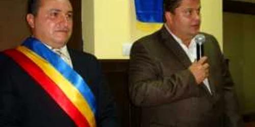 Adrian Chiriţă şi şeful Florin Popescu