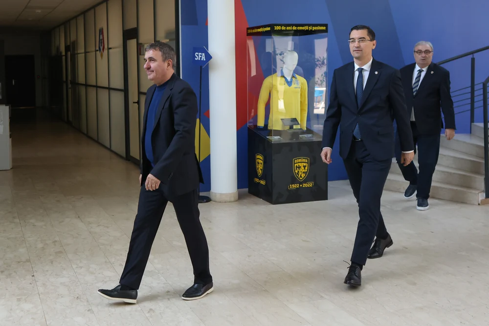 La instalarea ca selecționer, Gică Hagi s-a luat de bogații țării: „Numai în România nu se întâmplă”