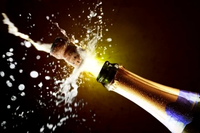 A sărbătorit cu șampanie  când a ajuns președinte