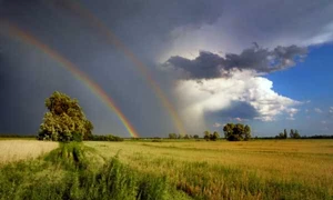 Meteo - vremea- innorat - curcubeu FOTO Shutterstock 