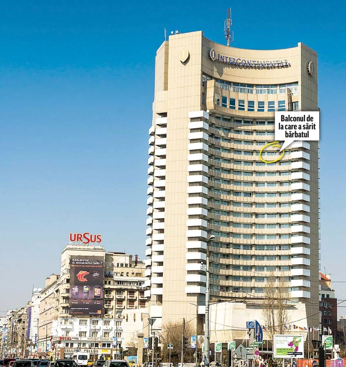 Hotelul este una dintre cele mai înalte clădiri din Bucureşti. Are circa 77 de metri înălţime