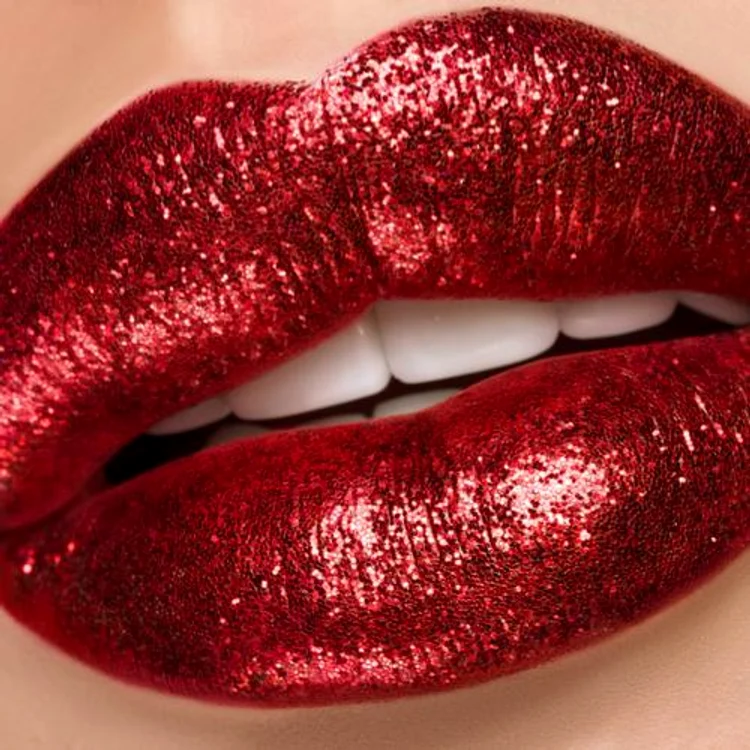 glitter pe buze jpg jpeg
