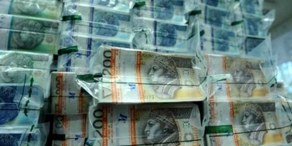BNR a fost nevoită să vândă valută ieri după-amiază ca să ţină euro sub palierul de 4,3 lei- Revista presei economice