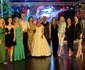 gimnastele Andreea Răducan, Daniela Silivaş-Harper, Monica Roşu, Loredana Boboc, Sandra Izbaşa şi Corina Ungureanu şi antrenorii Octavian Bellu şi Mariana Bitang la nunta Cătălinei Ponor