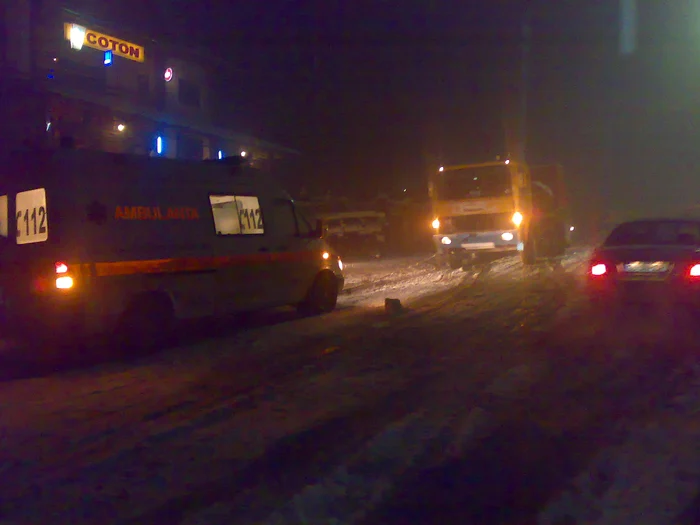 Circulaţia pe acel tronson de drum a fost blocată preţ de o jumătate de oră