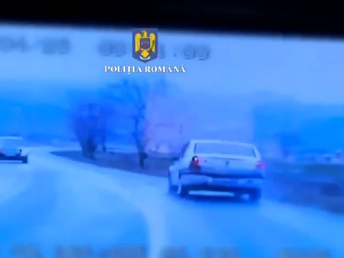 Mașina furată de tânără/FOTO: Poliția Română