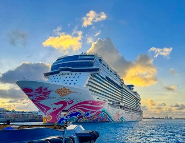 Navă Norwegian Cruise Line - 27 martie. FOTO Norwegian Cruise Line