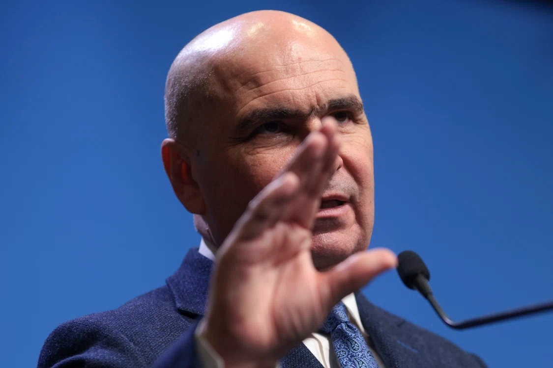 Premierului Bolojan i se cere măsuri de eficientizare a statului. FOTO: Inquam Photos