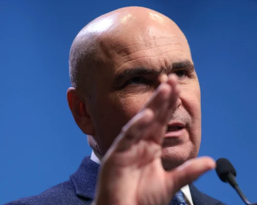 INSTANT CONFERINTA BOLOJAN 06 INQUAM Photos George Calin jpg