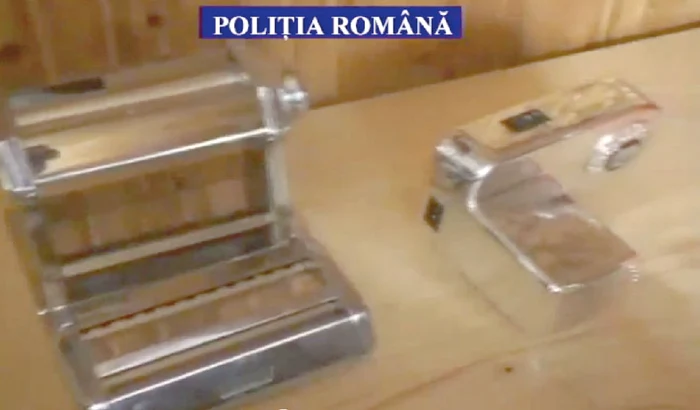 Traficantul primea  tutunul în pachete  de la o femeie  din Hunedoara