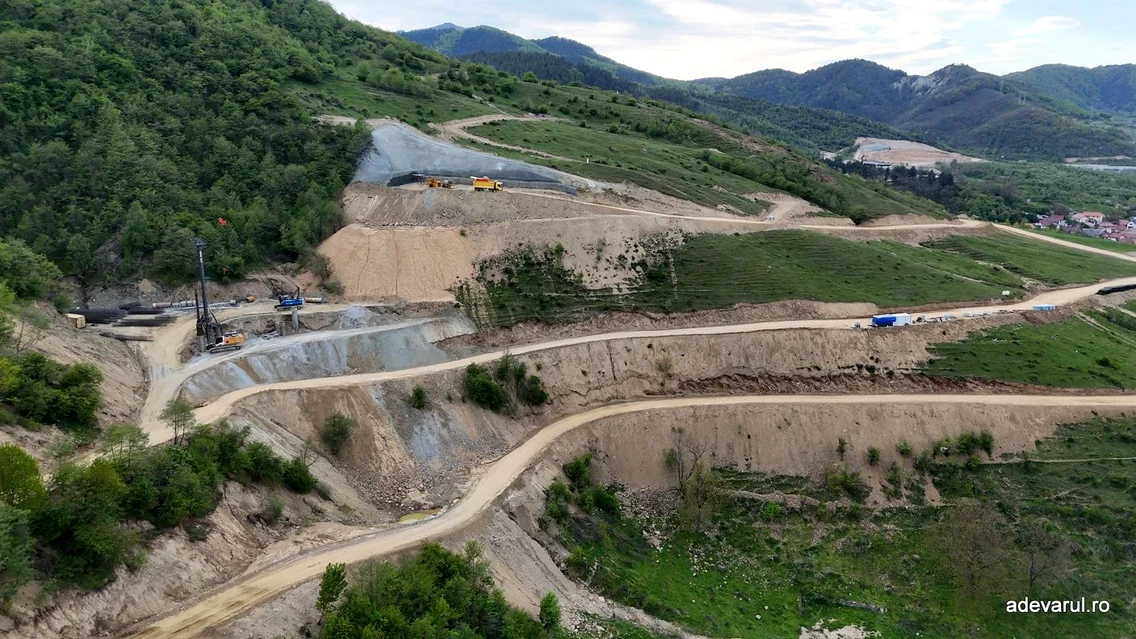 Autostrada Sibiu Pitești, șantierul Boița  Foto Daniel Guță ADEVĂRUL (15) jpg