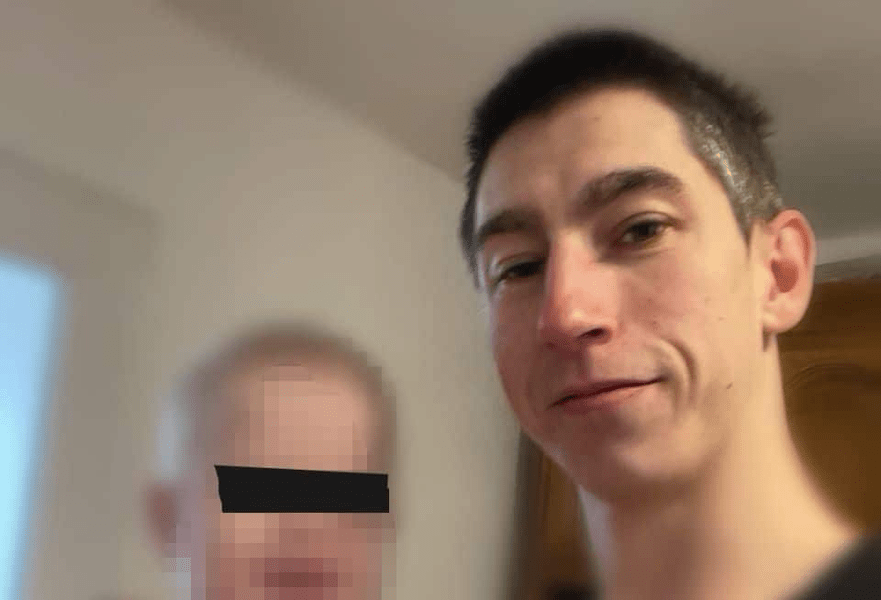 Cazul copilului ucis de tatăl care apoi s-a spânzurat. De ce a intrat poliția în locuință la trei ore de la apelul la 112