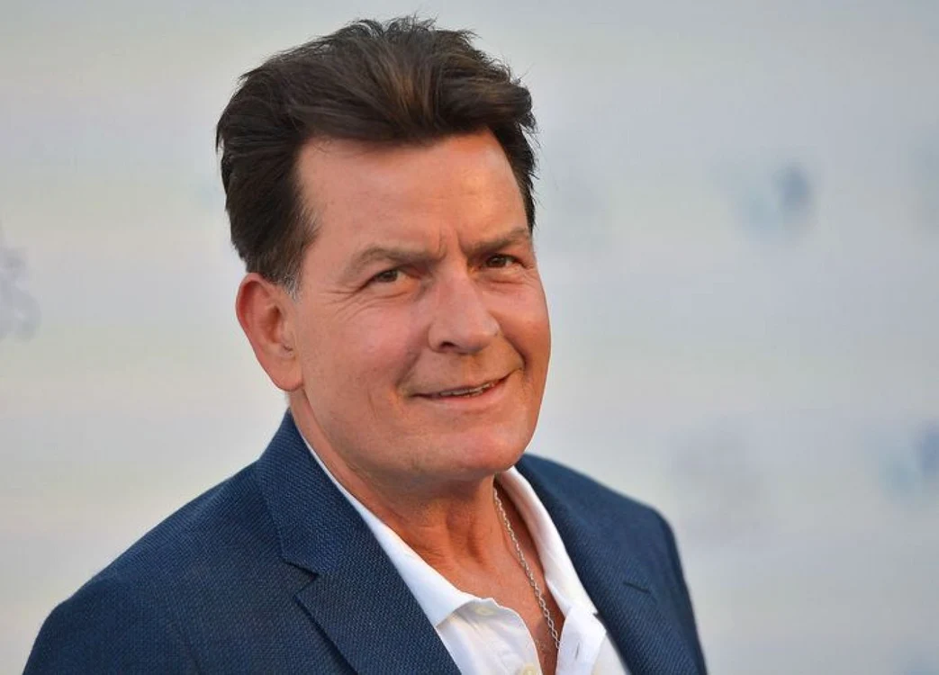 Charlie Sheen a împlinit 55 de ani ( Foto:arhivă)