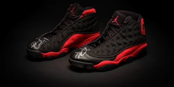 pantofi sport michael jordan jpg