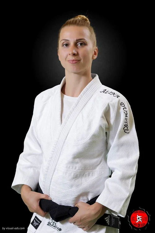 Alina Dumitru jpeg