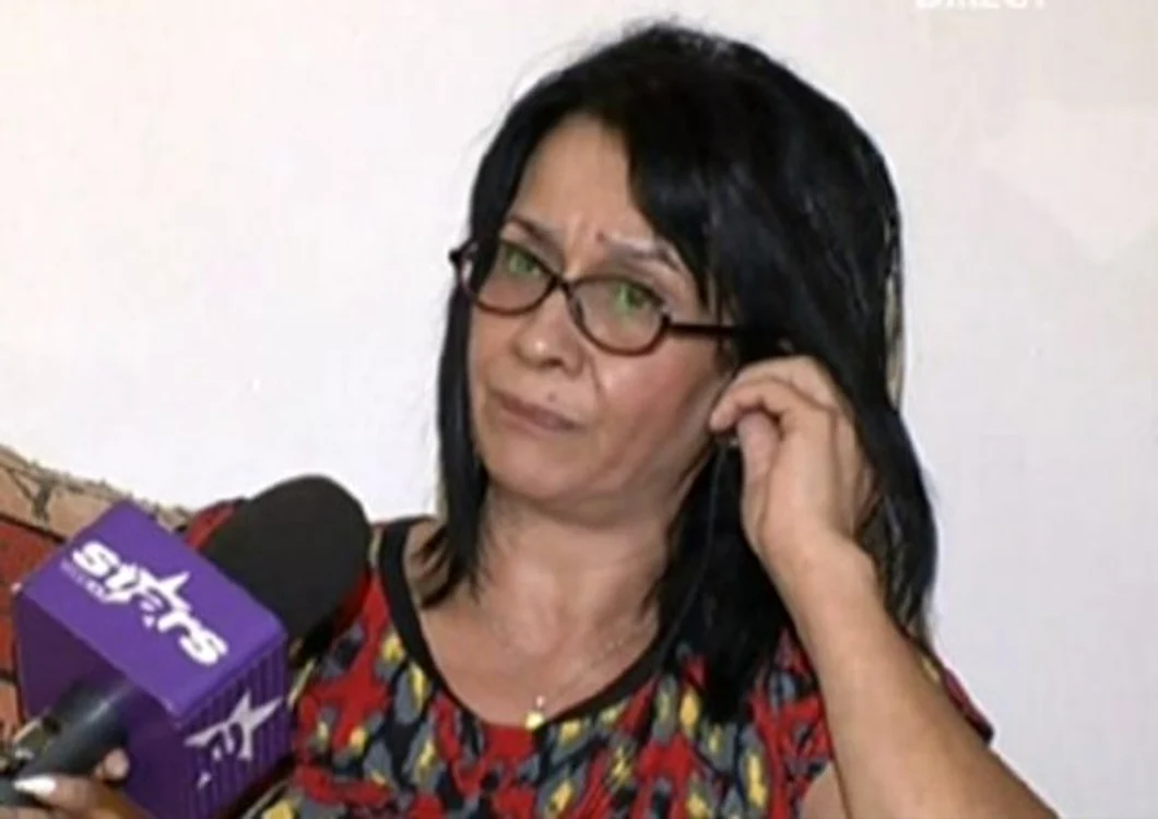 Elena Ploieşteanu vrea să divorţeze de muzician