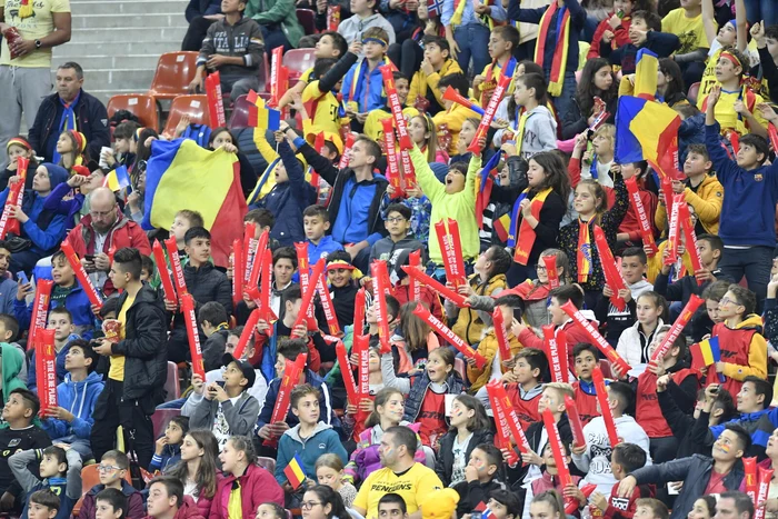 Copiii sunt așteptați să ducă România spre o victorie logică. Foto frf.ro