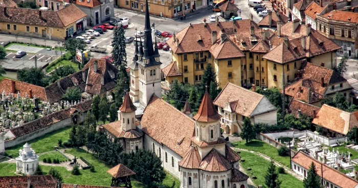 Biserica Sfântul Nicolae din Şchei este unul dintre simbolurile Braşovului. FOTOSimona Suciu.