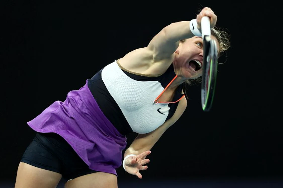 Simona Halep la serviciuFoto: Guliver/ GettyImages