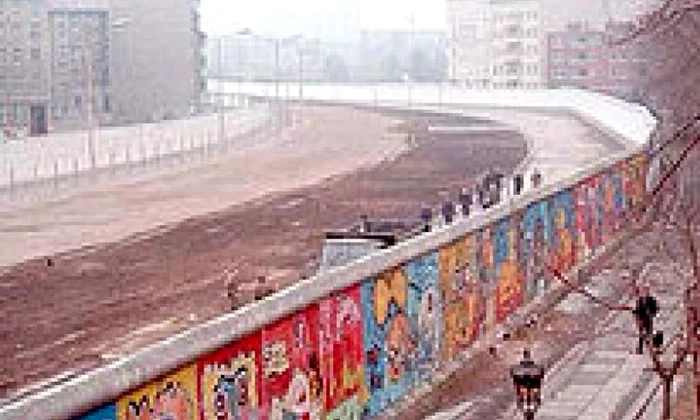 9 noiembrie: Căderea Zidului Berlinului jpeg