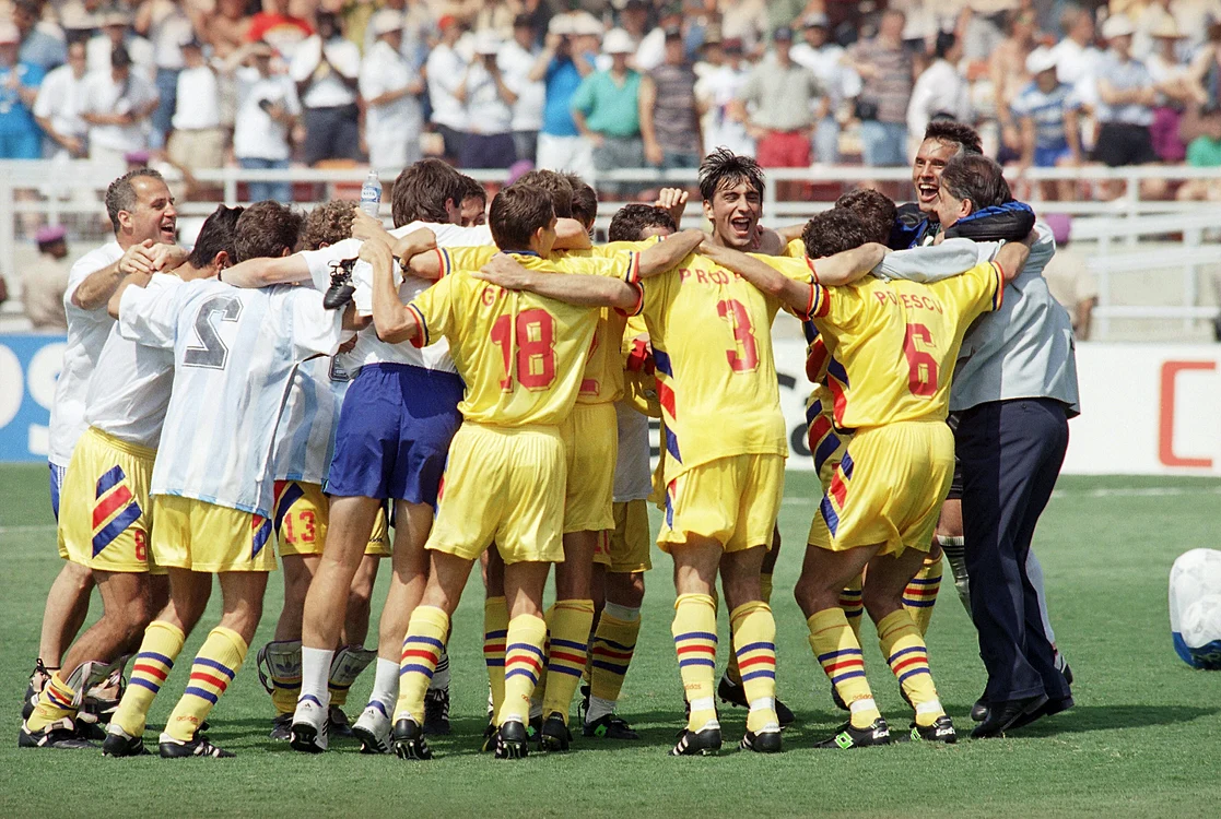 Hora bucuriei din 1994. FOTO: Profimedia