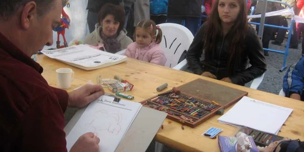 Caricaturistii încearcă să stabilească un record mondial la Bistriţa