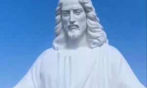 statuie iisus hristos armenia erevan jpg