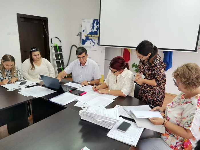 Profesoriii și-au putut alege un post în funcție de media obținută FOTO: A. Mitran