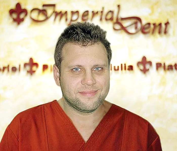 Medicul stomatolog Mihai Stoenescu a negat că ar fi tatăl copilului Alinei Puşcaş