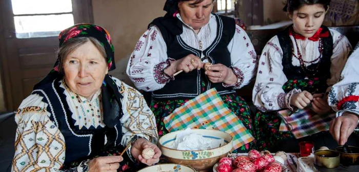 Tradiţiile dain satul Cuciulata, promovate de Etnotique Copyright Etnotique Photo Credit Ileana Rădulescu