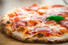 Pizza: cum a ajuns mâncarea săracilor din Napoli cel mai iubit preparat din lume jpeg