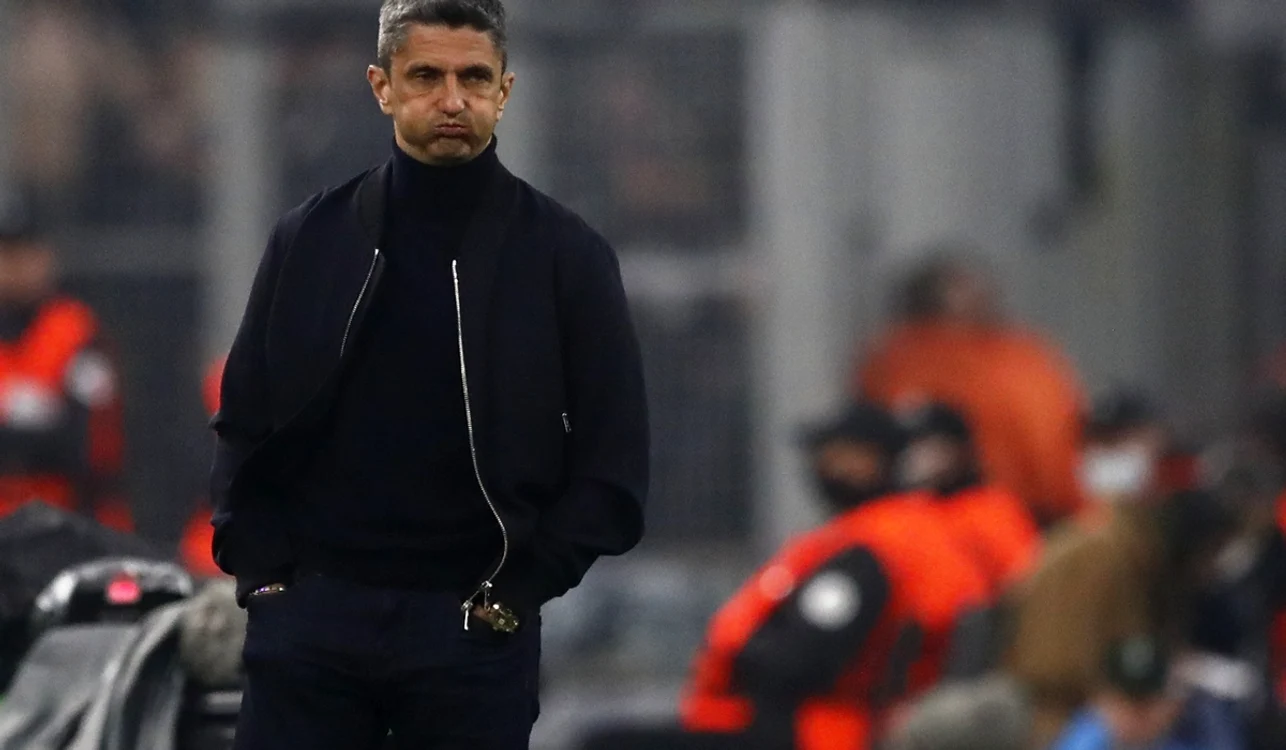 Răzvan Lucescu resimte tensiunea de la PAOK (FOTO: EPA)