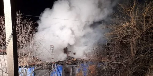 1 tragedie o femeie a murit dupa ce casa a ars si s a prabusit peste ea jpg