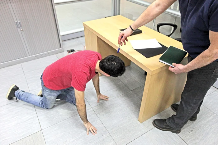 Profesorul Severius Moldoveanu şi-a umilit elevii pentru o notă mai bună