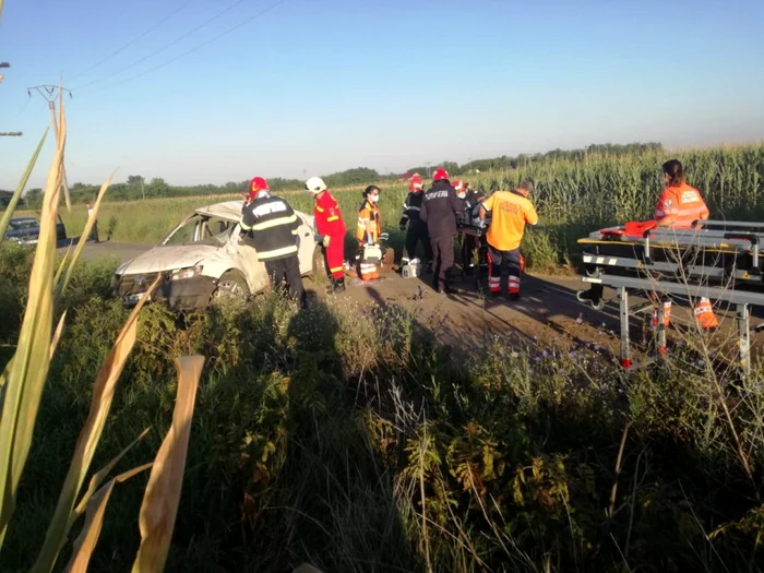 Accidentul a avut loc pe un drum comunal FOTO ISU/IPJ Ialomiţa