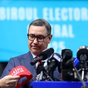 Victor Ponta lansare 5 FOTO INQUAM