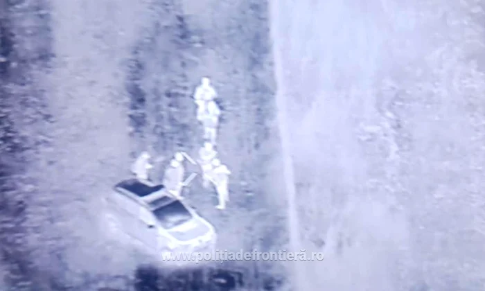 Migranții mergeau spre Ungaria FOTO Poliția de Frontieră 